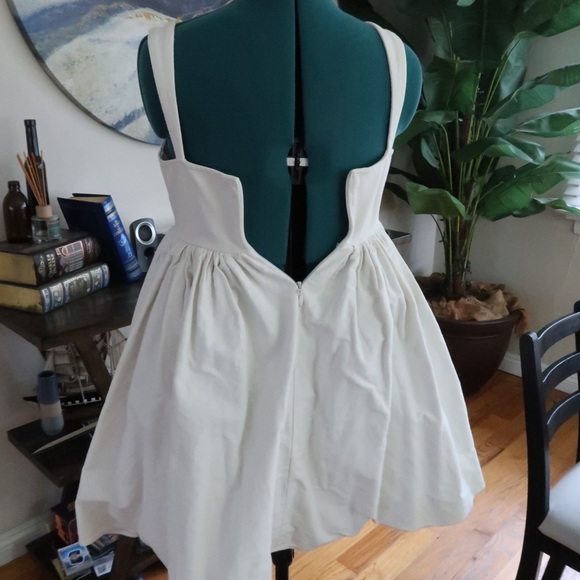 Used Selkie XS The Sunshine Dress in Ivory - Picture 2 of 5